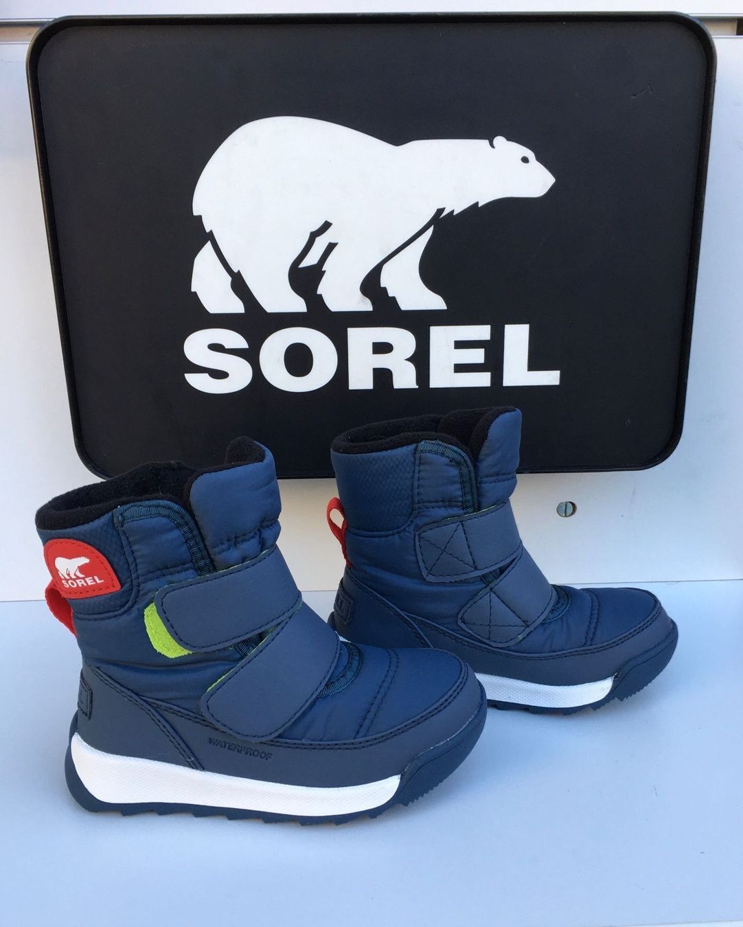 Sorel Scarpe per ragazzi: SOREL CHILDRENS WHITNEY II STRAP GR 29 – Nuovo e nell'imballaggio originale da Zürich venduto da LIQUIDATOR.CP 1