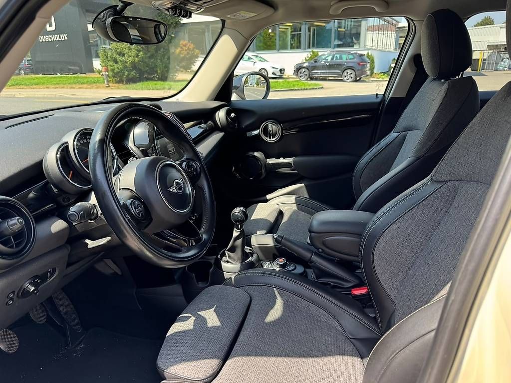 Mini Automobili: MINI Cooper - Fahrspass mit Stil – Usato da Münsingen venduto da jan_nnf2 2