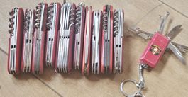 Taschenmesser Set Rot guter Zustand