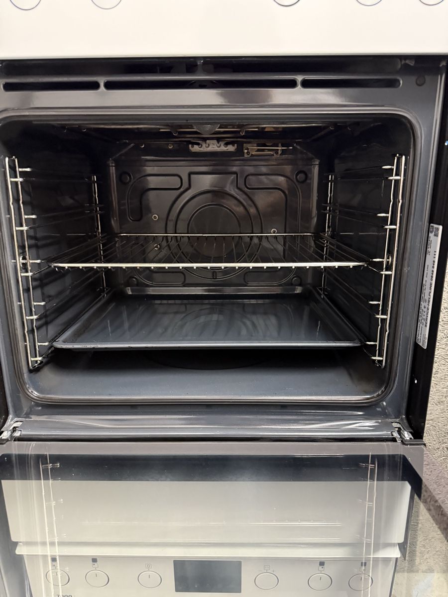 Electrolux Forni: Backofen & Keramik Kochfeld Electrolux 55Cm Ch Norm – Usato da Kilchberg ZH venduto da Rei_9 3