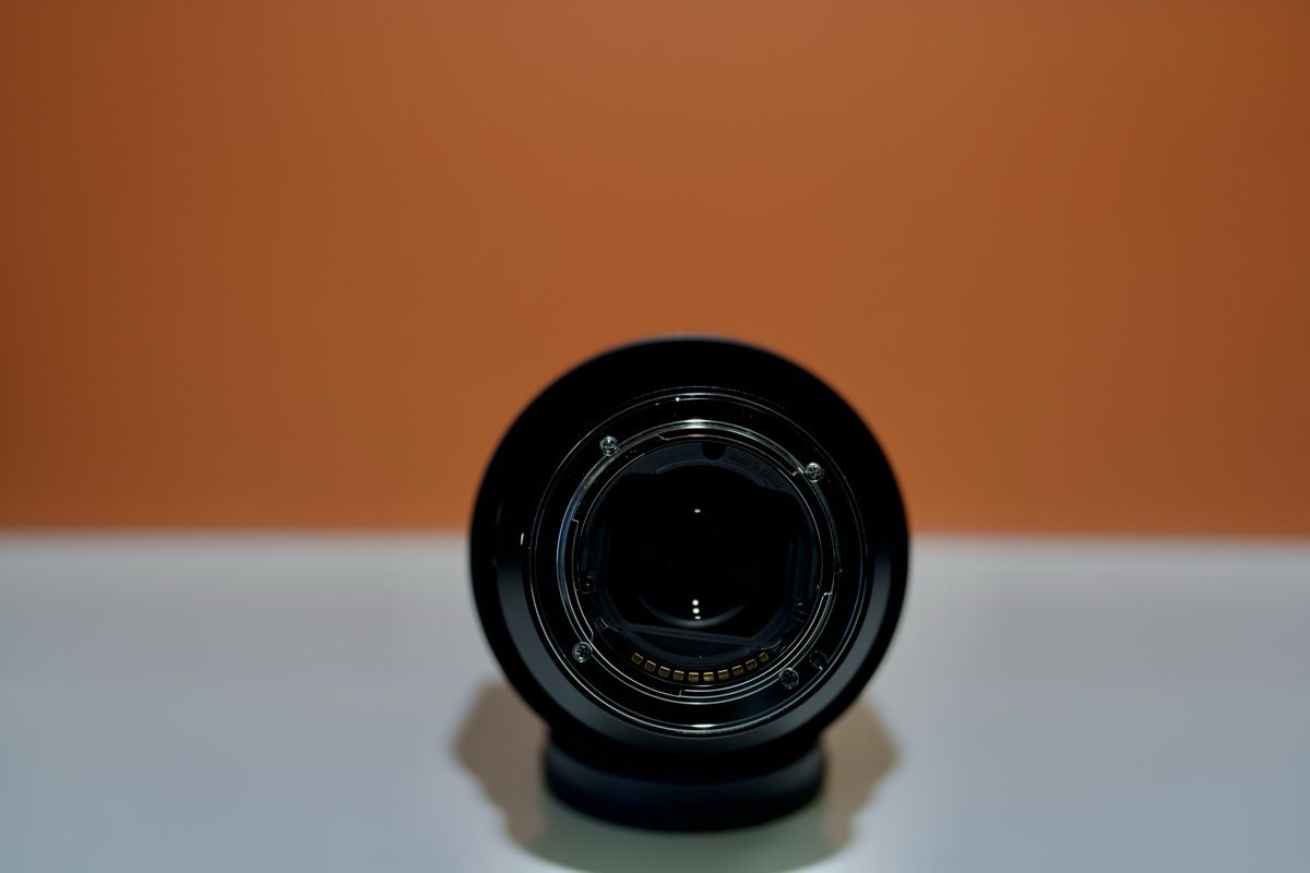 Sony Obiettivi: Sony FE 85mm f/1.8 (Sony E) – Usato da Düdingen venduto da Cyberichie 3