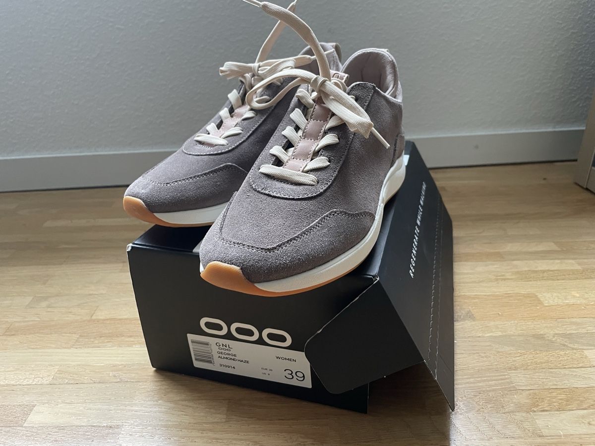 Scarpe da donna: GNL George Almond Haze Gr 39 – Nuovo e nell'imballaggio originale da Zürich venduto da Martuski