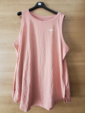 top Nike 