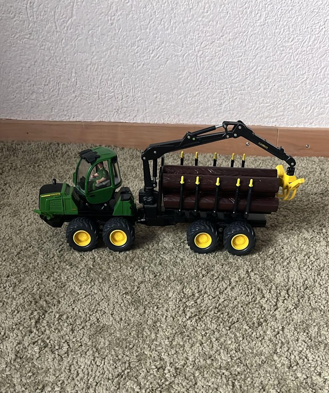 Siku Jouets: SIKU Traktor mit Forstanhänger – D'occasion à Fulenbach par Sarah79