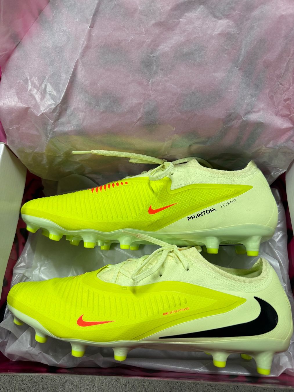 Nike Scarpe da uomo: Nike phantom 6 Low Pro AG – Usato da Embrach venduto da Trendy24 1
