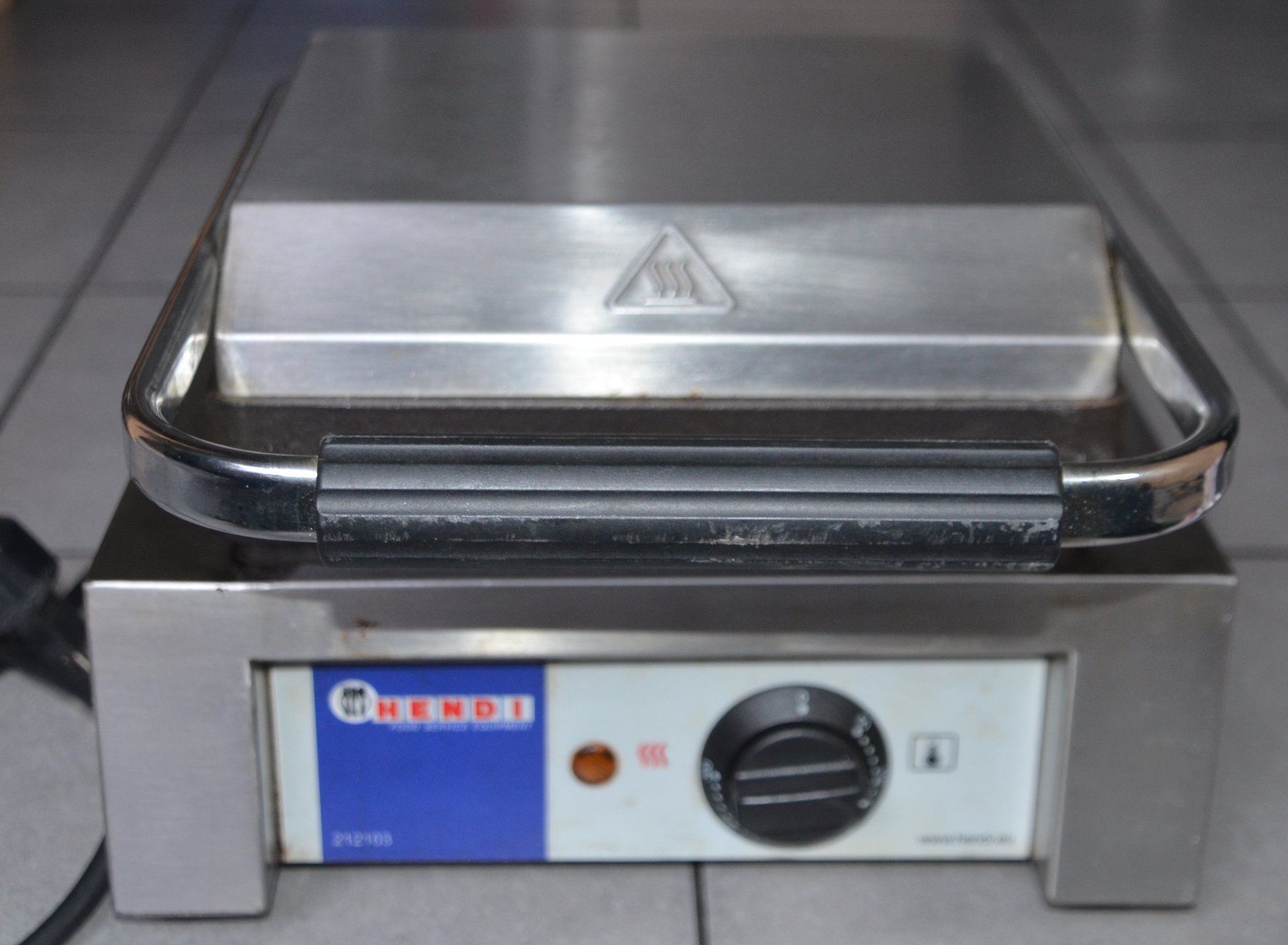 Elettrodomestici da cucina: Hendi Waffelmaschine / machine à gaufres1500W – Usato da Collonges venduto da arashee 5
