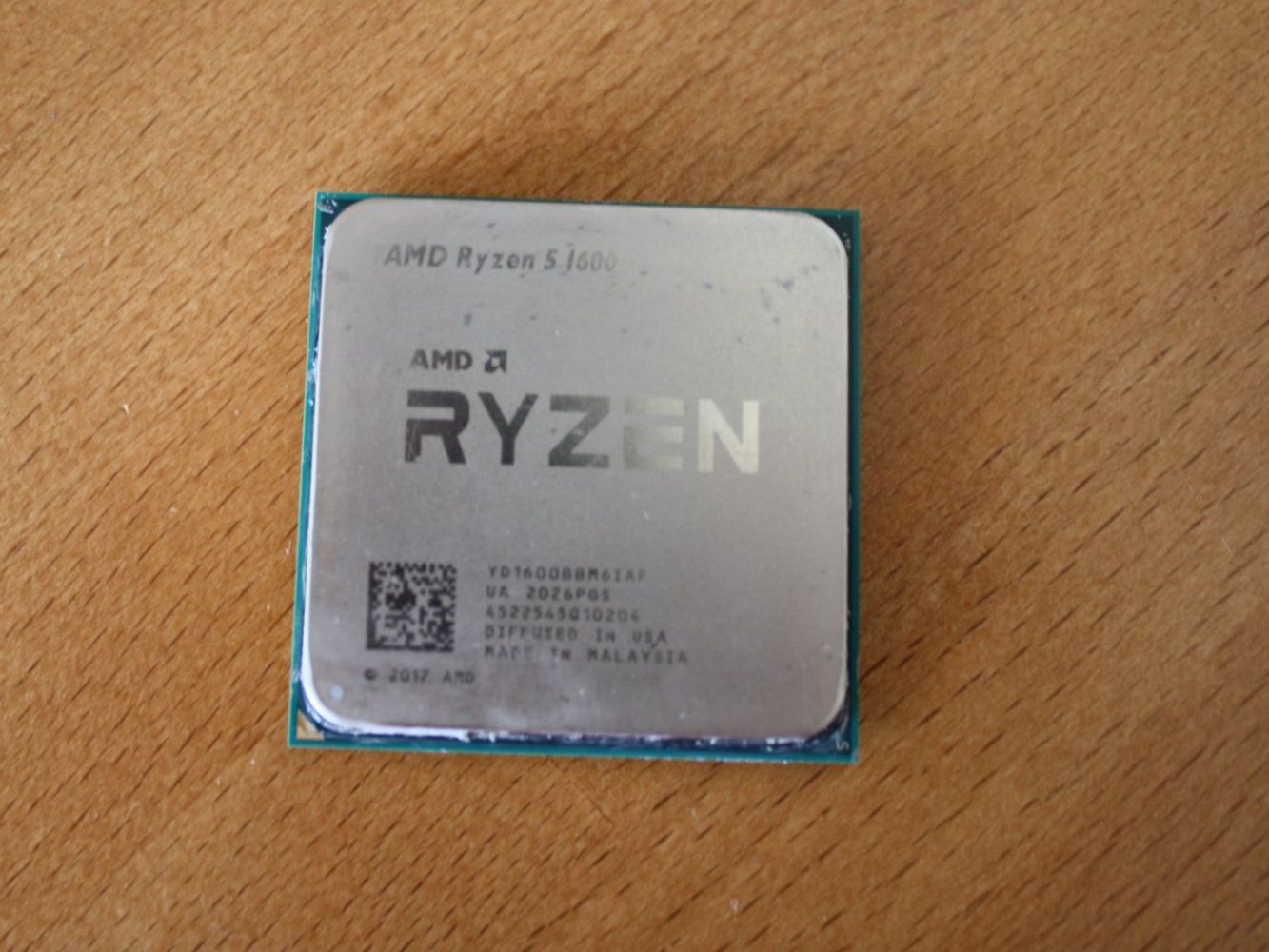 Amd Composants électroniques: Prozessor AMD Ryzen 5 1600 mit CPU Kühler – D'occasion à Beringen par Ostrul
