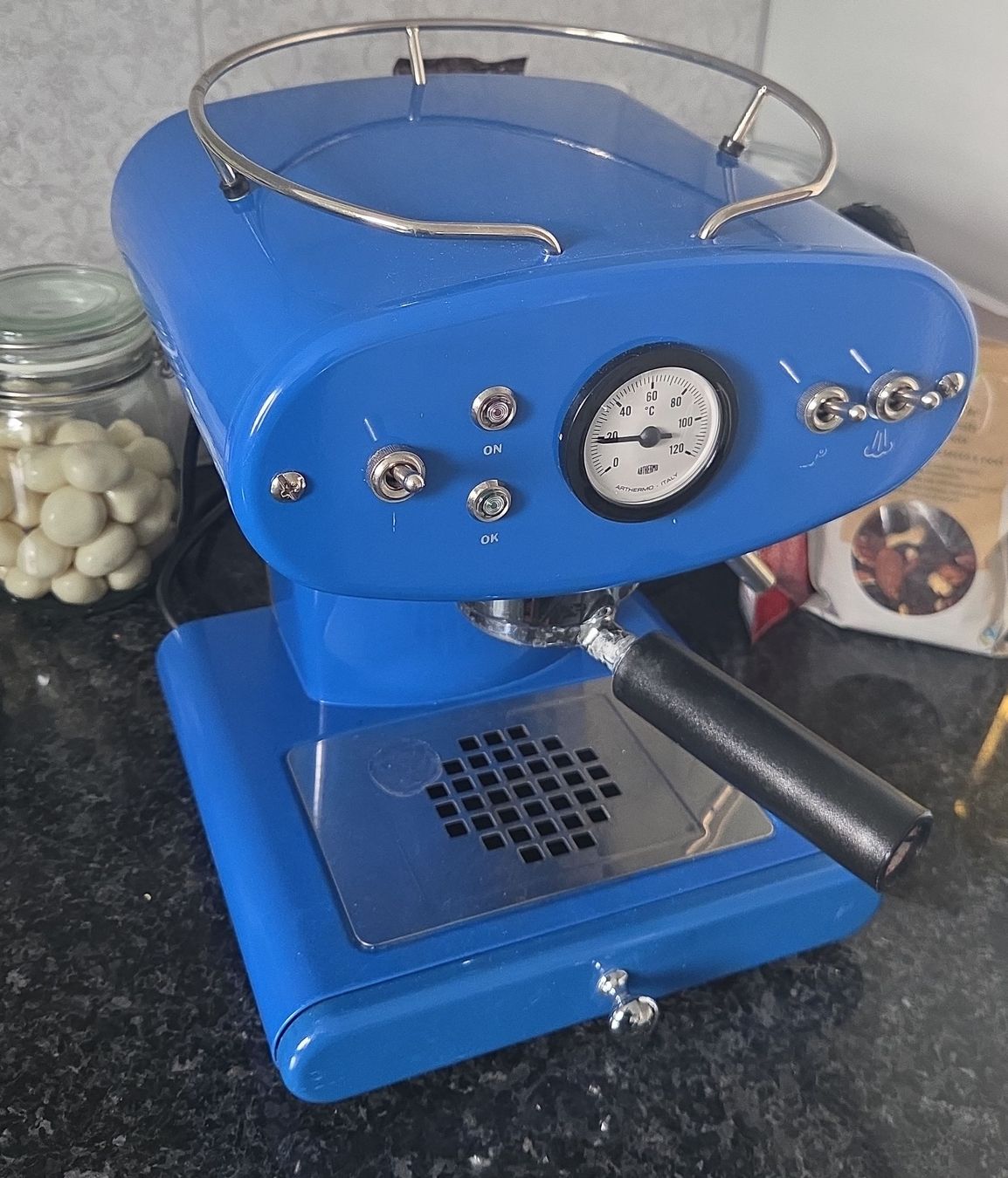 FrancisFrancis! Macchine per caffè & Macchine per espresso: Espressomaschine blau DEFEKT – Difettoso da Effretikon venduto da Adi77794835934534975