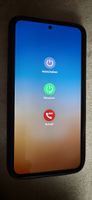 Samsung Galaxy S22 Smartphone mit Batteriehülle und 3 Panzer