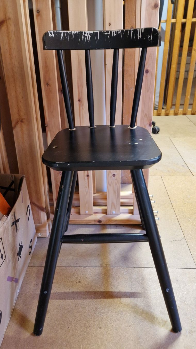 Ikea Chaises hautes: Kinderstuhl schwarz – D'occasion à Zürich par Namarmont