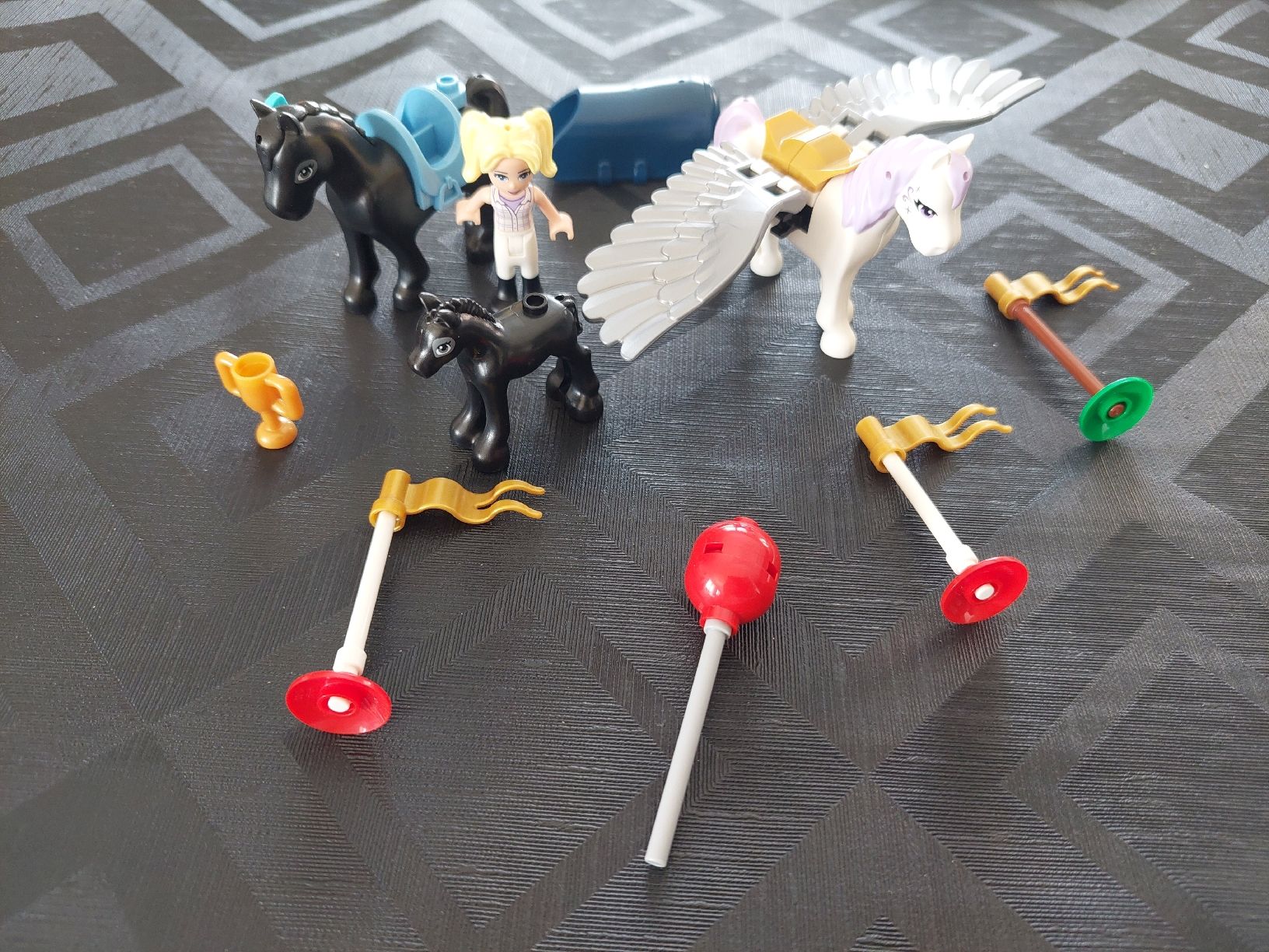 Lego Giocattoli: Lego Pferd, Fohlen, Pegasus – Usato da Zetzwil venduto da sti_x9xf 1