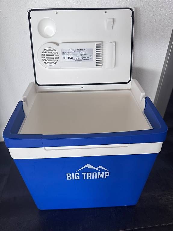 Frigoriferi & Refrigeratori: Elektrische, tragbare Kühlbox – Usato da Oftringen venduto da kar_y2tf