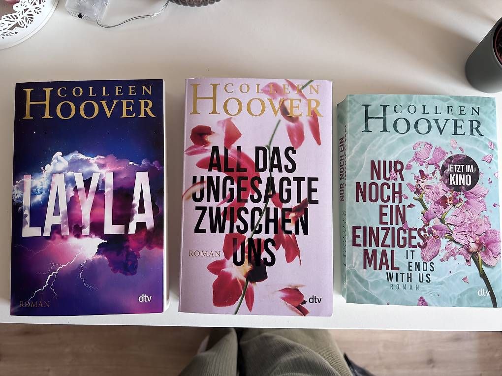 Libri: 3 Colleen Hoover Bücher – Usato da Herisau venduto da Baum_91