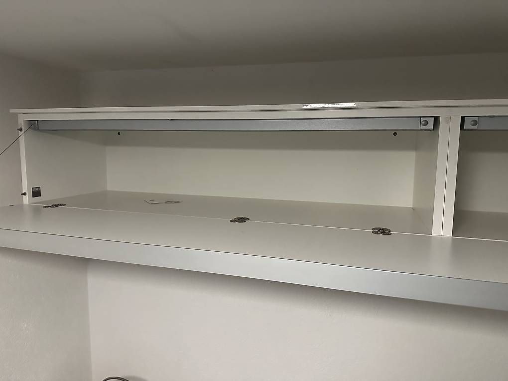 Schränke: Hängeschrank weiss – Gebraucht aus Muttenz von anna123 1