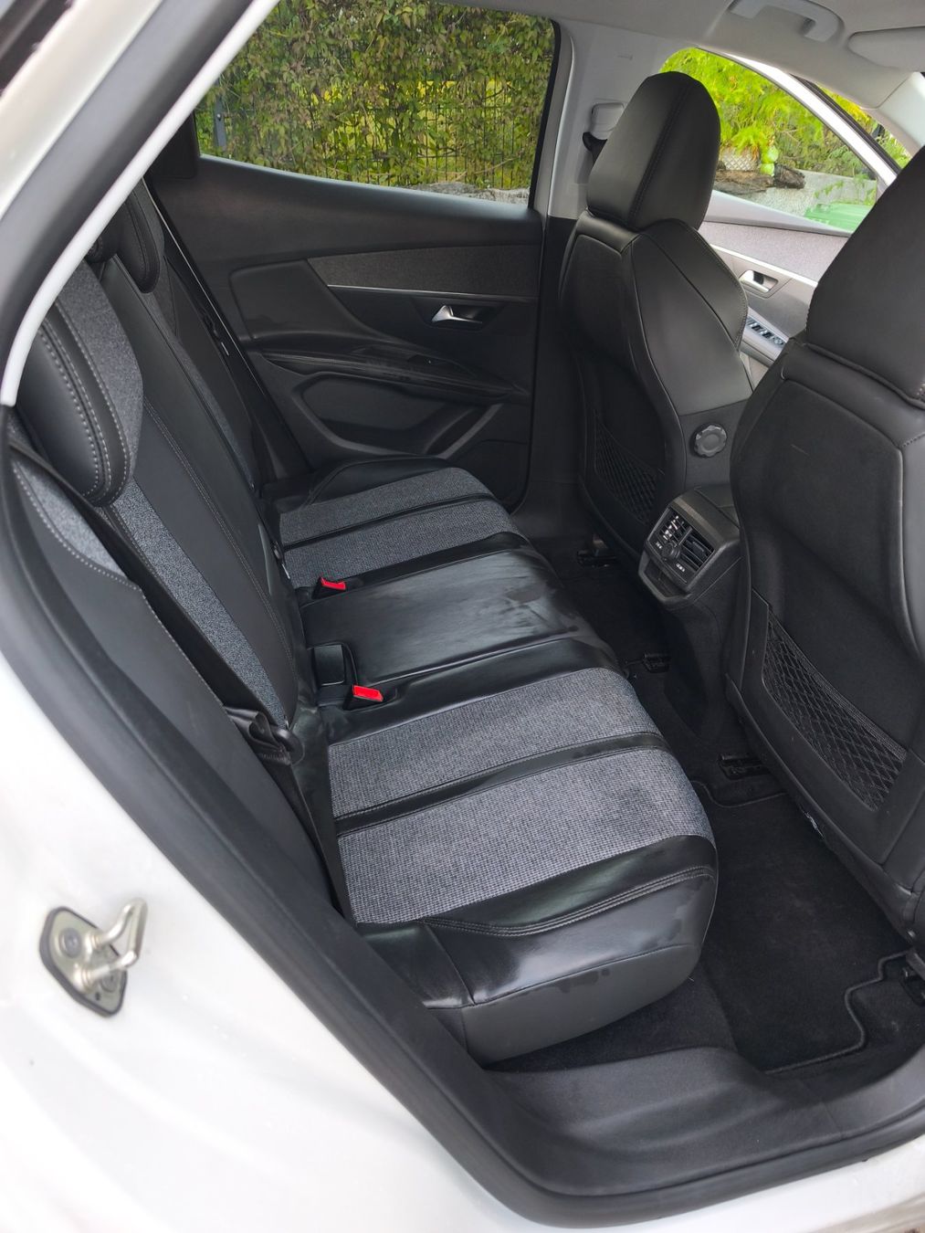Peugeot Autos: Peugeot 3008 – D'occasion à Altstätten SG par Maryann2 4