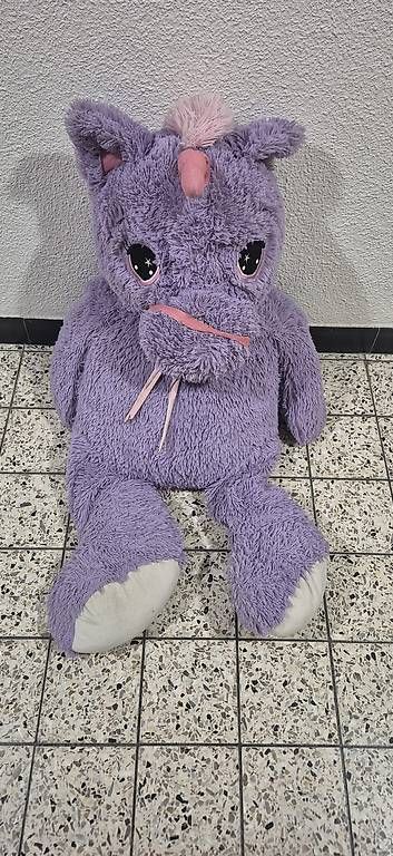 Spielzeuge: Plüsch Einhorn – Gebraucht aus Bettlach von hexe76