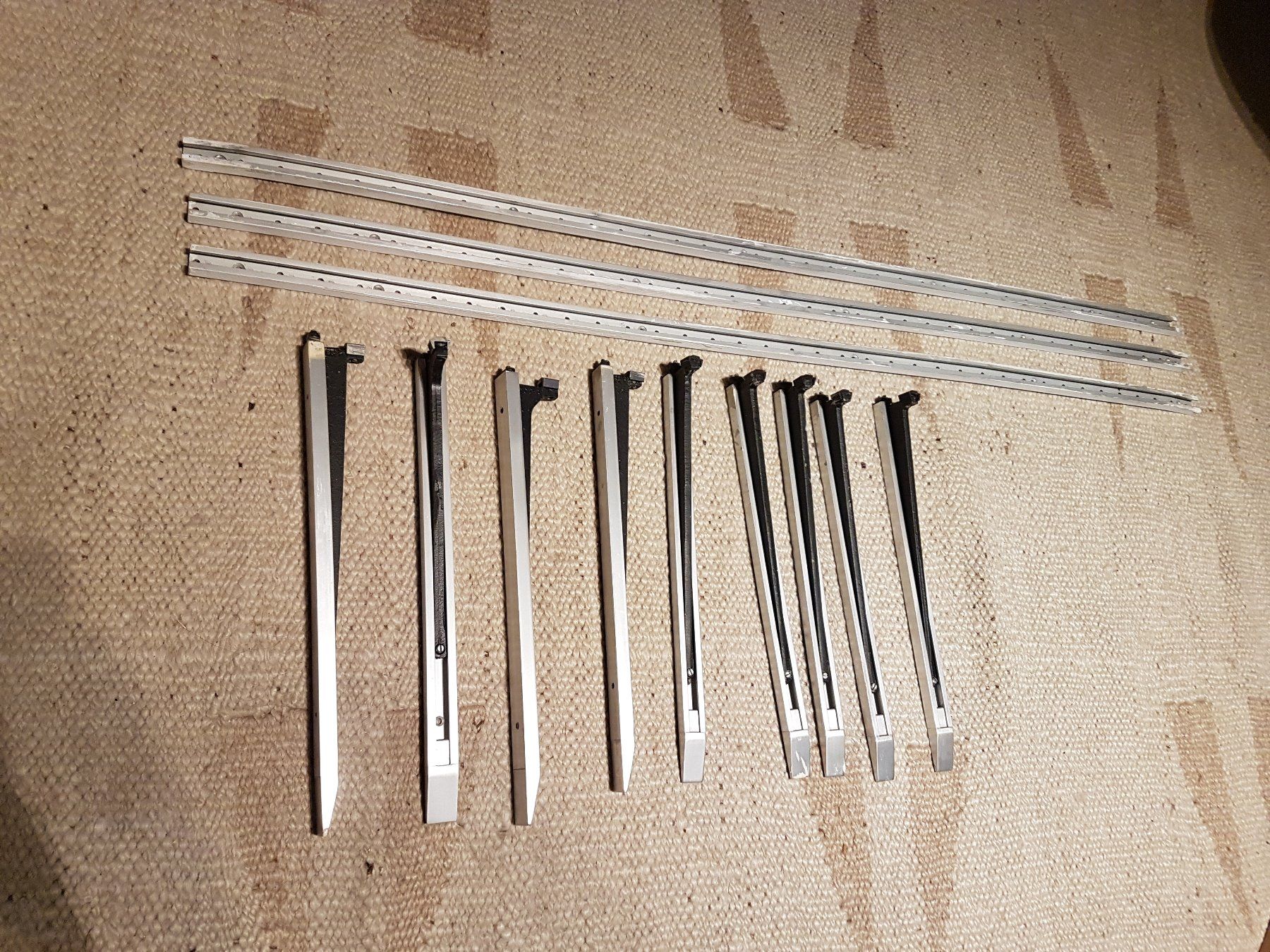 Regale: Aweso 9 Konsolen/3 Tablare – Gebraucht aus Wallisellen von Swissline11