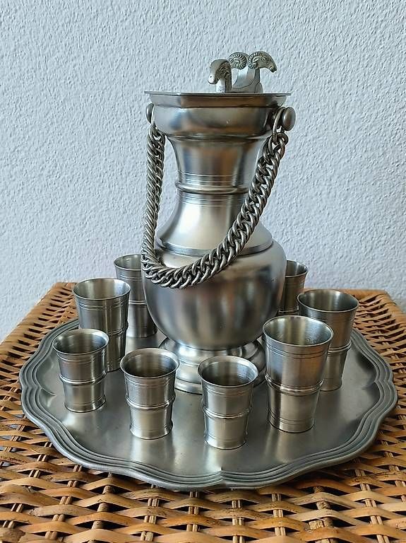 Caraffe: Zinn Krug mit Becher  – Usato da Stansstad venduto da grimmli77