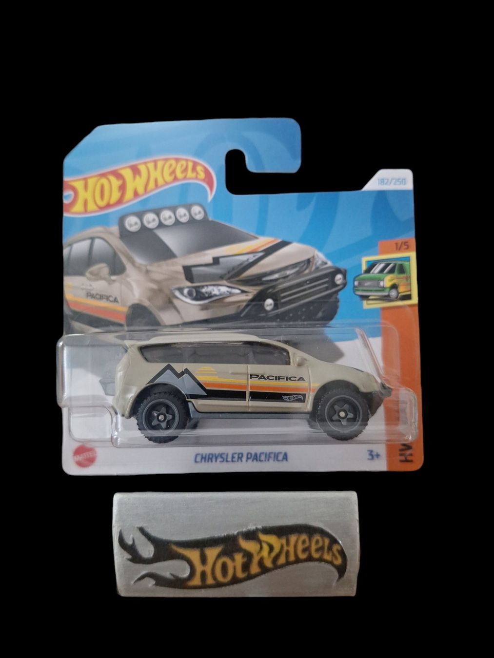 Hot Wheels Modellini d'auto: Hot Wheels HW Vans 2024 Chrysler Pacifica 1/5 S – Nuovo e nell'imballaggio originale da Adlikon venduto da Mmartin0