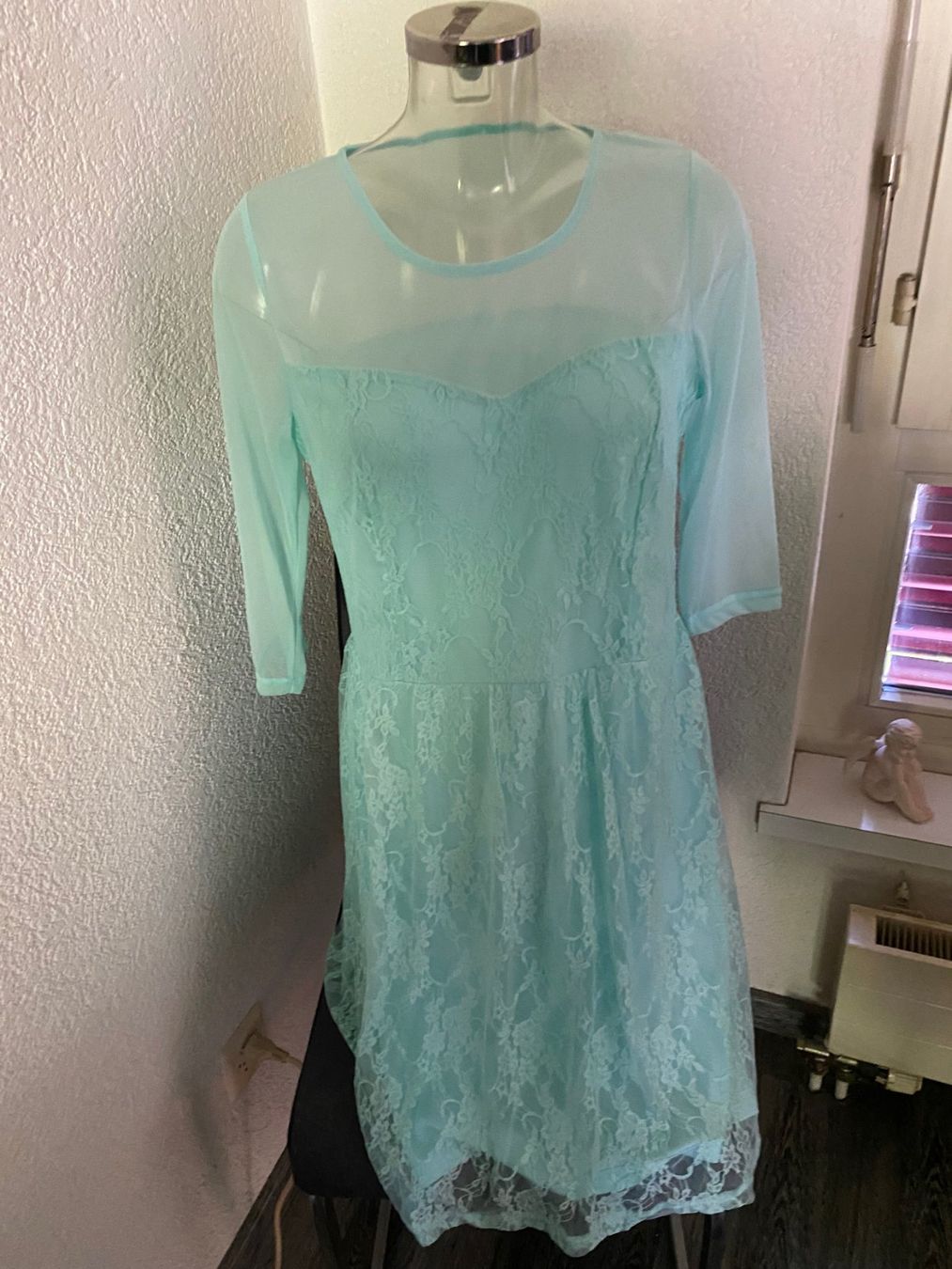 Vestiti: Damenkleid Grösse 38. mint – Usato da Allenwinden venduto da Obalu