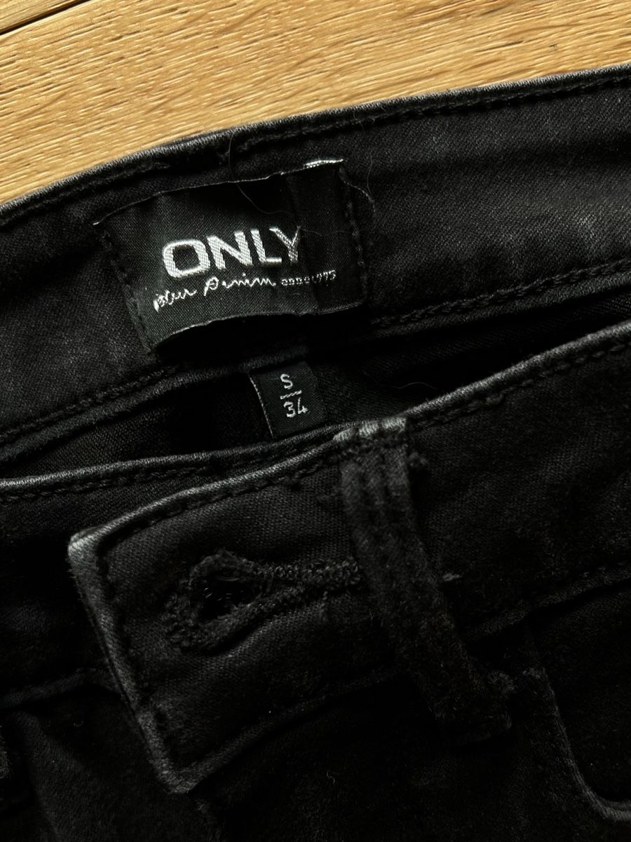 Only Jeans: Skinny JEANS S 34 tiefschwarz – Neuf (Voir description) à Meisterschwanden par Sbw01 1