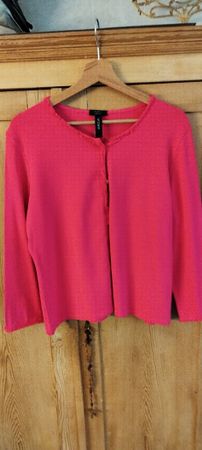 Marccain N4 Jäggli pink mit Fransen – sommerlich, neu