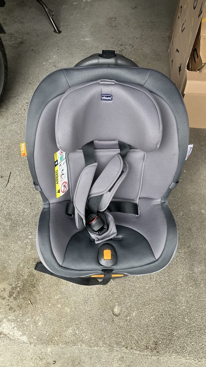 Chicco Auto-Kindersitze: Chicco around-u i-size à vendre – Gebraucht aus Tentlingen von la3mu3ll 2