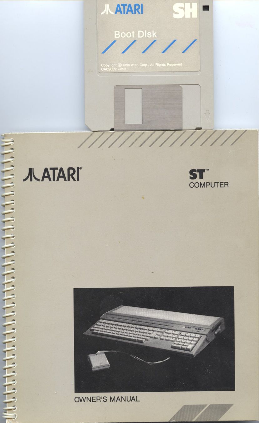 PCs: Manual und Boot Disk Atari 1040 ST – Gebraucht aus Riehen von