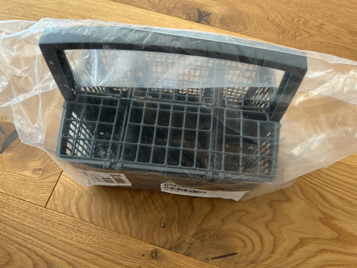 Geschirrspüler: Besteckkorb Geschirrspüler Simens neu – Neu und originalverpackt aus Herzogenbuchsee von Cbltzr79