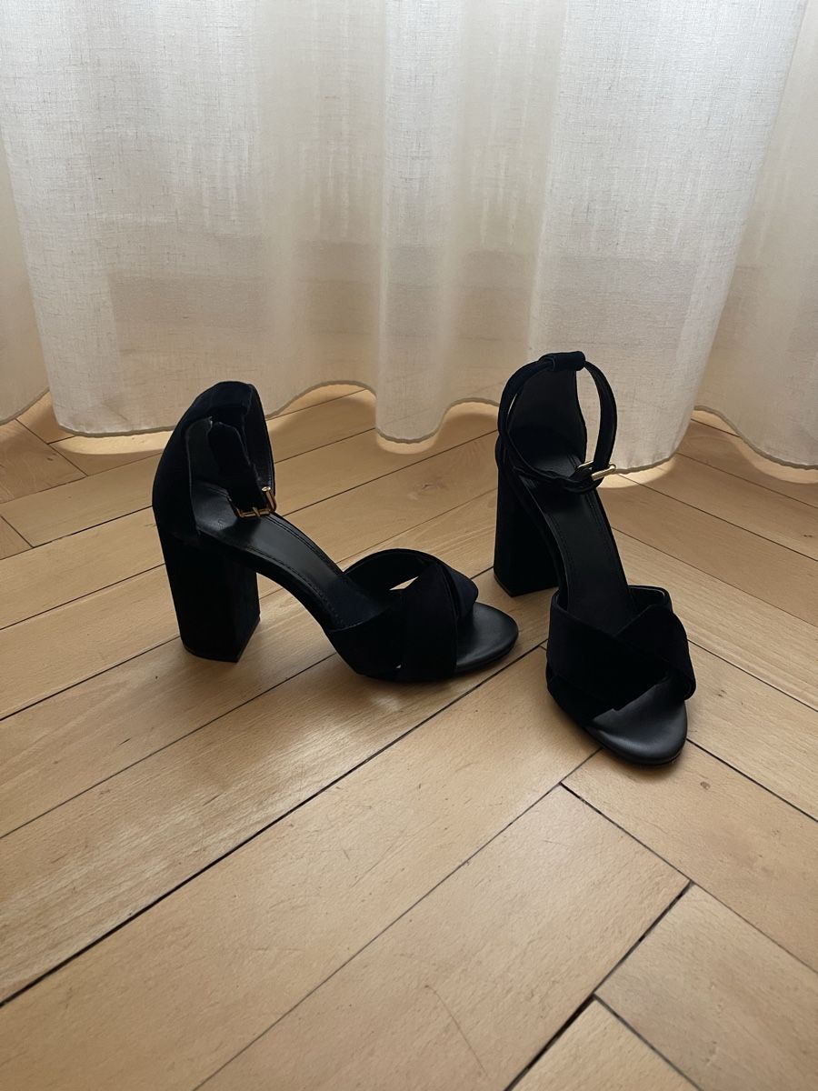 Maje Scarpe da donna: Maje suede dark blue high heels EU38 – Nuovo (secondo la descrizione) da Zürich venduto da flo_8x2x 1