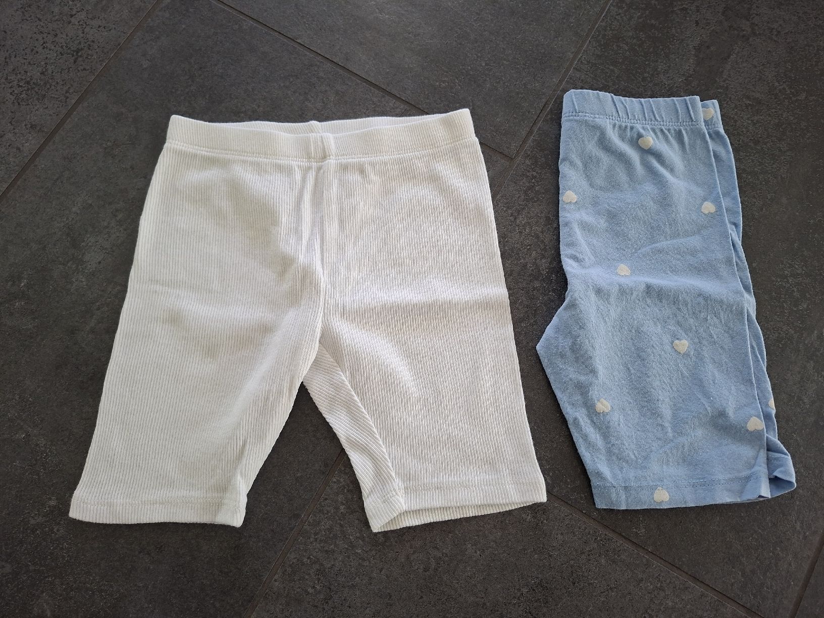 Kleiderpakete & -sets: kleines Sommer Kleiderset, Mädchen, Gr. 110 – Gebraucht aus Biezwil von Haberli01 3