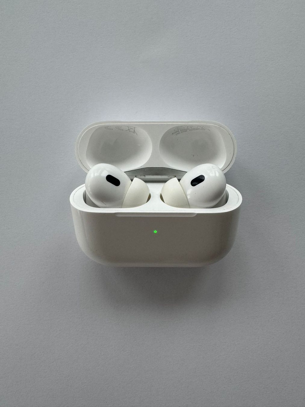 Apple Cuffie: Apple AirPods Pro 2 – Usato da Wattwil venduto da johabruzzi15