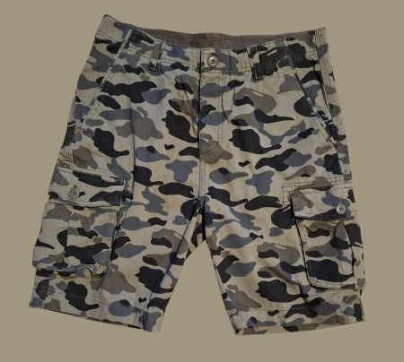 681SE – Short H&M – EUR-32 (42-L/XL - voir mesures)