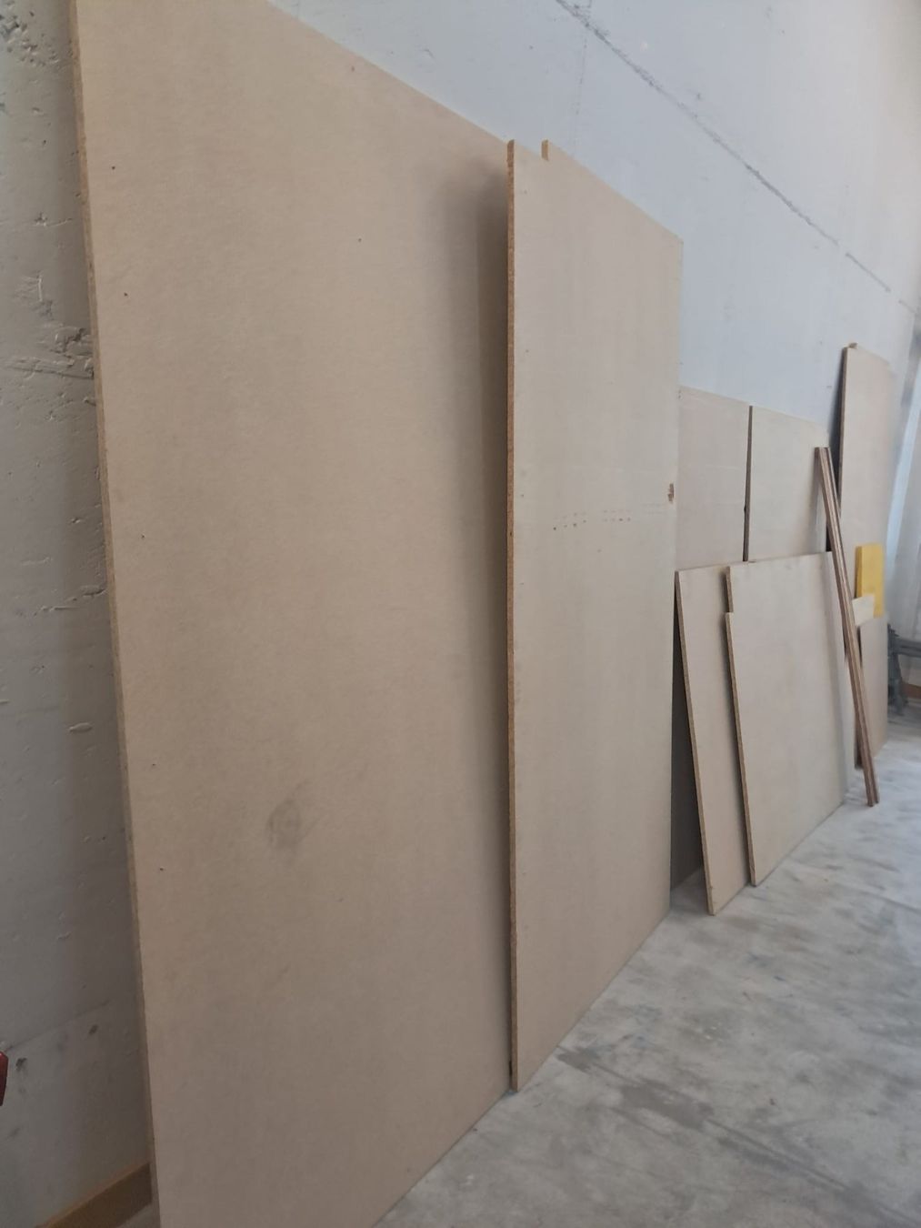 Articoli in legno: diverse Holzplatten diverse Grössen – Usato da Zürich venduto da Lia107 5