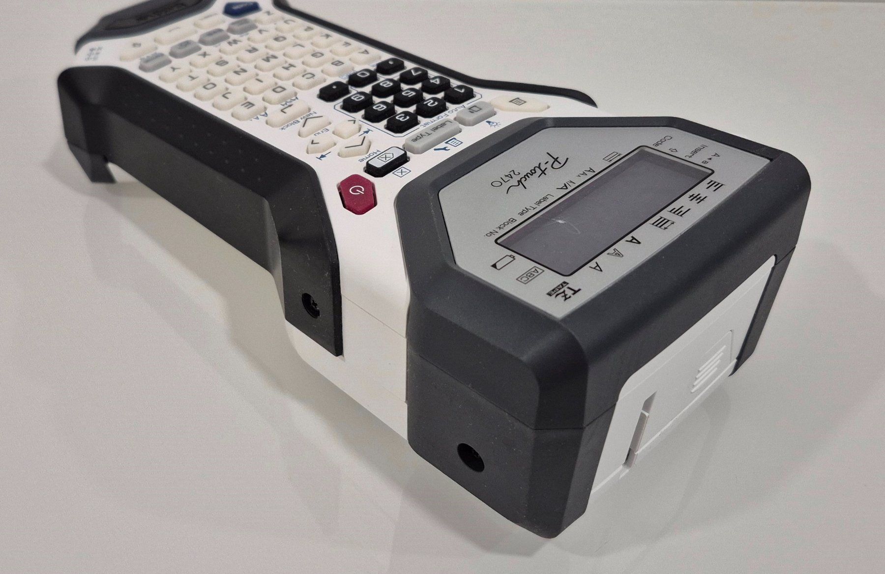 Brother Stampanti: brother P-touch 2470 inkl. Netzadapter – Usato da Höri venduto da Nastaq 4