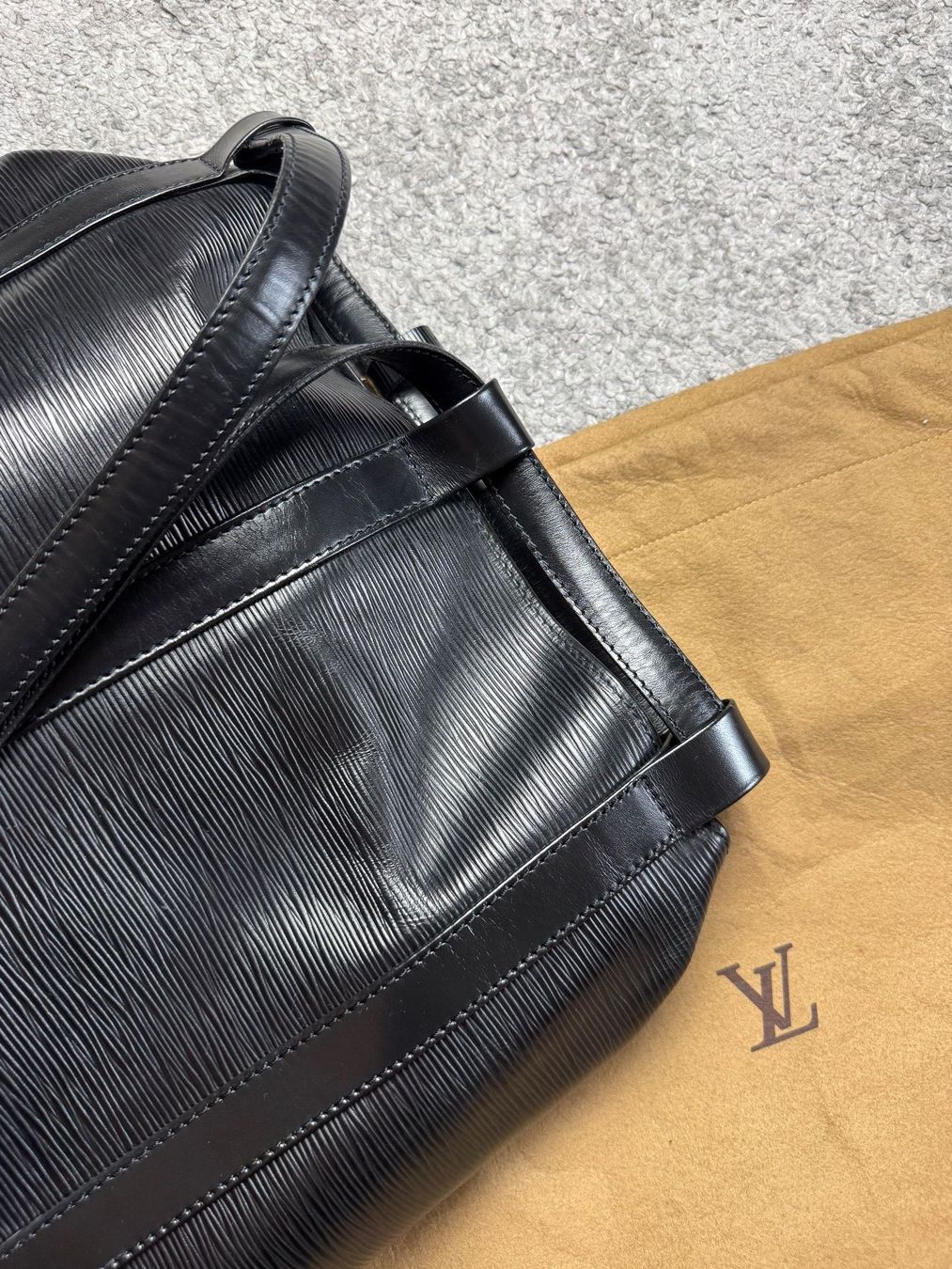 Louis Vuitton Zaini: Louis Vuitton Epi Leder Randonnée – Usato da Pfaffhausen venduto da Voe 4