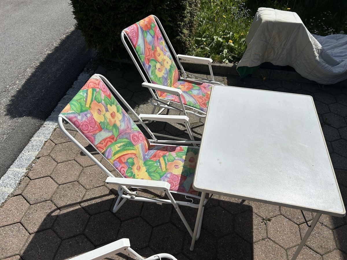 Stühle: Camping 3xklappstuhl 1x Klapptisch  – Gebraucht aus Schwarzsee von Hood68 2