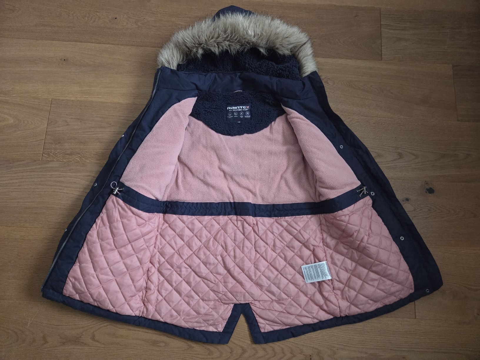 C&A Jacken & Mäntel: Winterjacke Gr.158 – Gebraucht aus Kölliken von aninavera 2