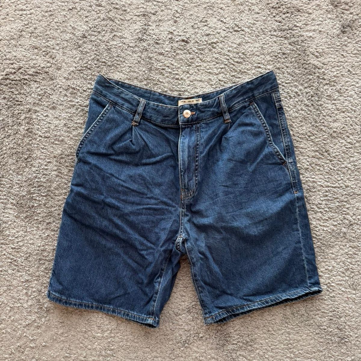 Pull&Bear Pantaloni: Pull&Bear jorts / denim shorts – Nuovo (secondo la descrizione) da Zürich venduto da scrym