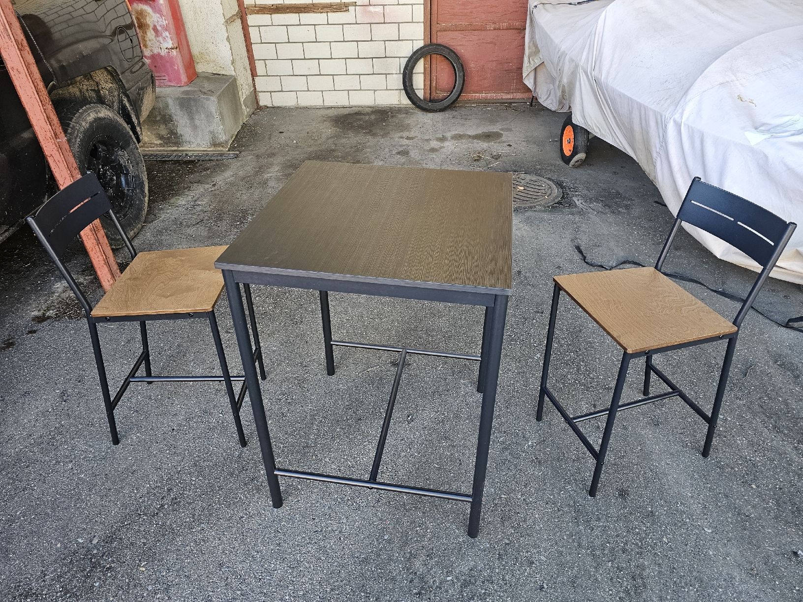 Ikea Tischset: Schicker Bartisch/Stehtisch in Holzoptik - Top Zustand – Gebraucht aus Meisterschwanden von Luluku