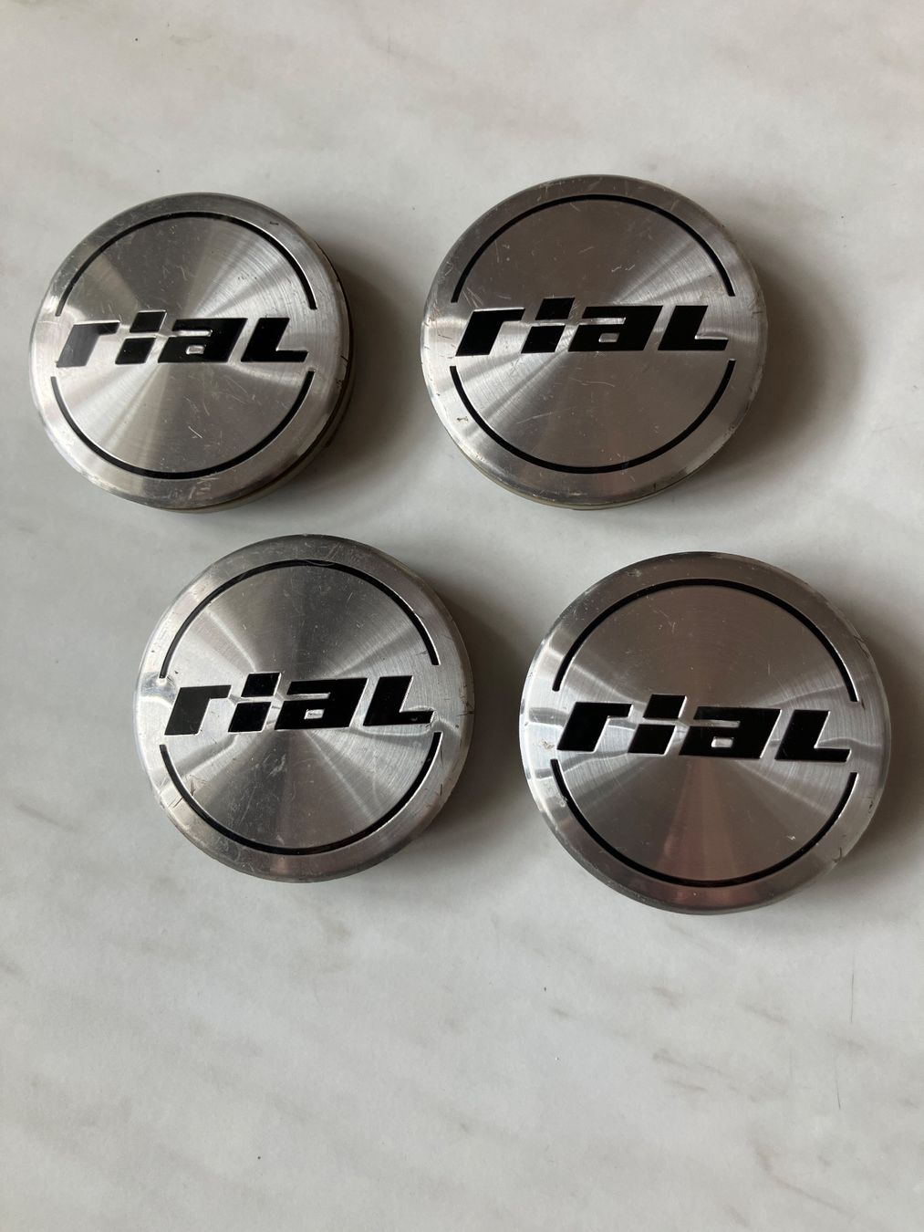 Cerchioni: 4 Rial Radnabendeckel (5029) – Usato da Ernetschwil venduto da Airboom
