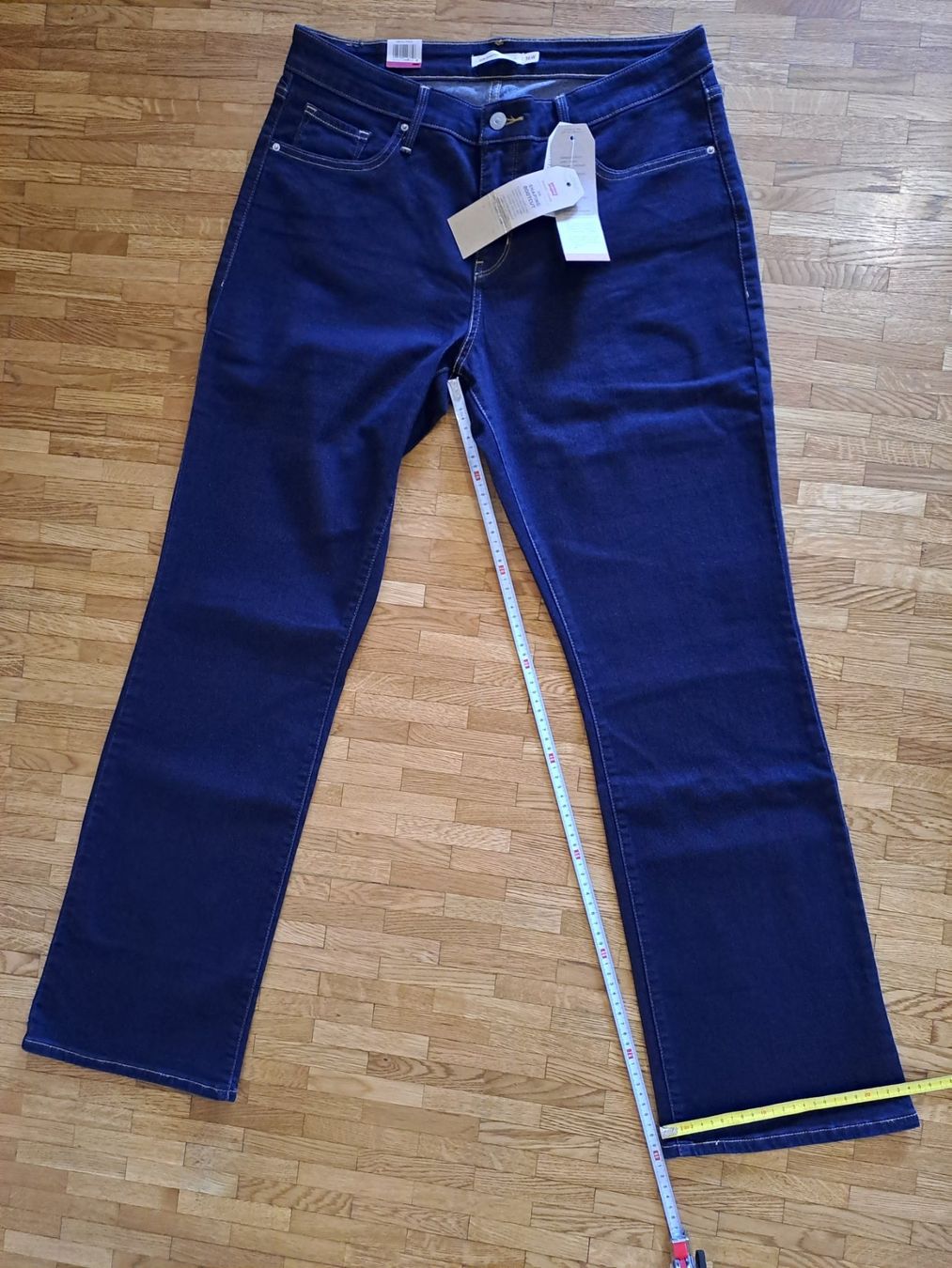 Levi's Jeans: Levis 315 Shaping Bootcut 16W – Nuovo e nell'imballaggio originale da Meyrin venduto da dijin 1