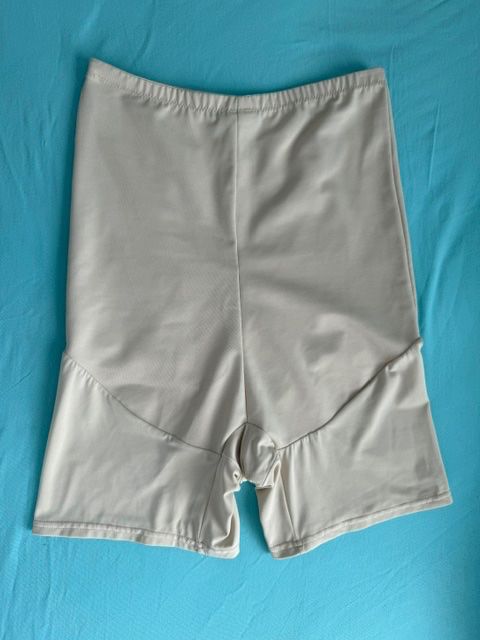Altra biancheria intima: Hochtaillierte Shapeshorts, Gr. 40 – Usato da Lostorf venduto da Nick1258 1