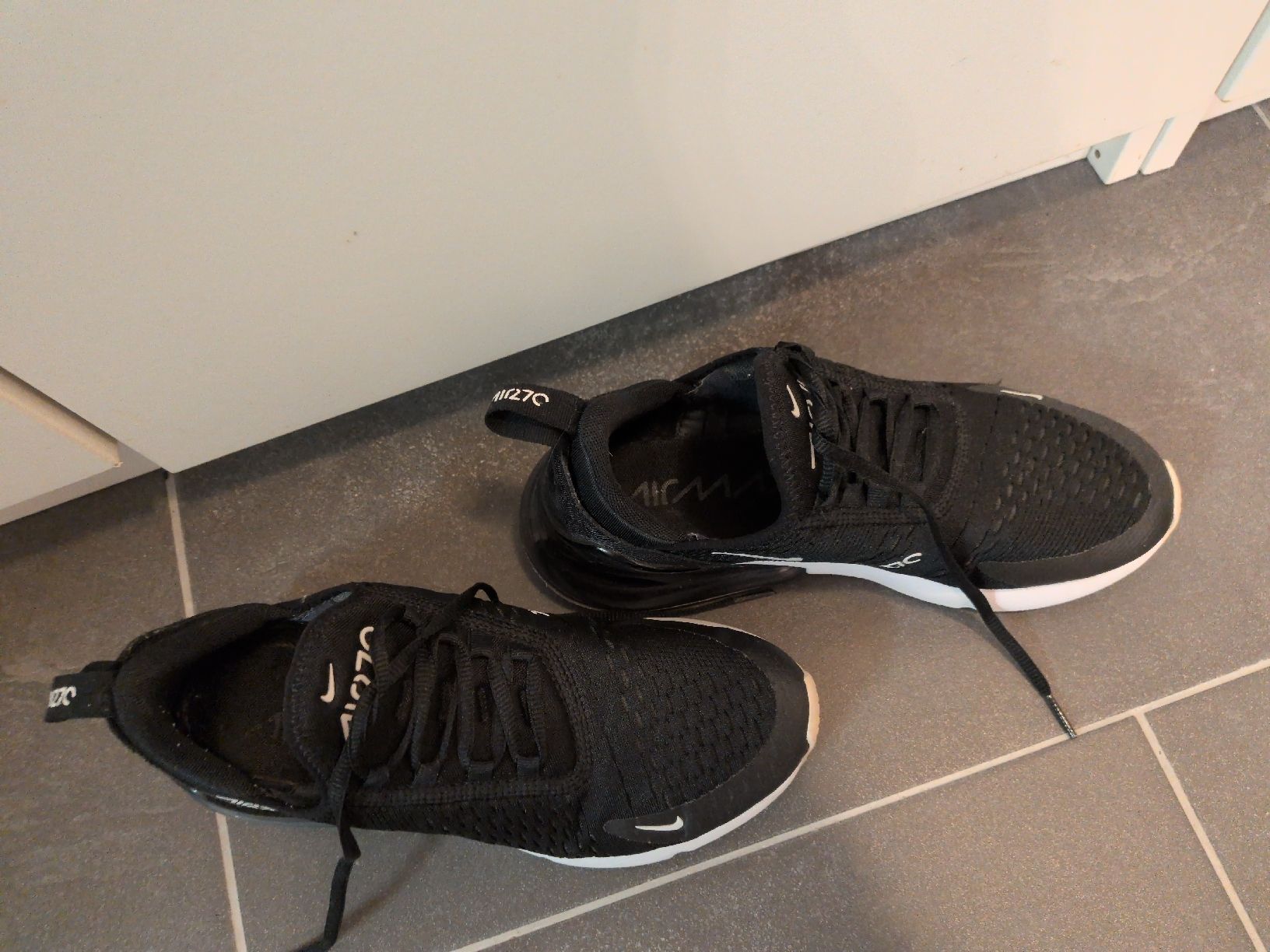 Nike Chaussures hommes: Nike Air 270 Gr. 40 – D'occasion à Untersiggenthal par Naomi4 2