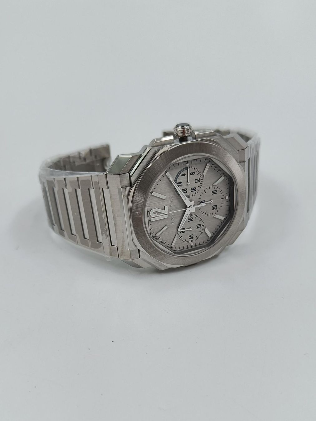 Bulgari Orologi: BVLGARI "OCTO FINISSIMO CHRONOGRAPH GMT" 43 MM – Nuovo (secondo la descrizione) da Luzern venduto da EdiGem 7