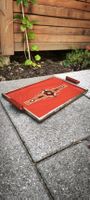 Vintage Art Déco Tablett – Rot mit Intarsien & Bakelit-Griff