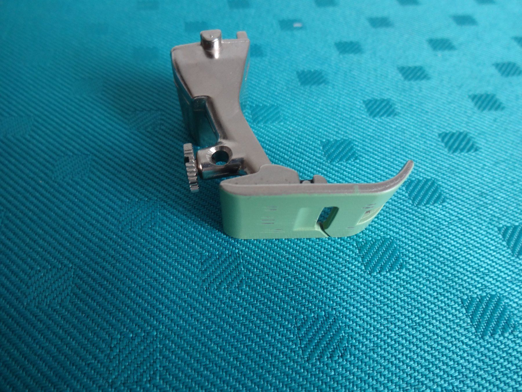Bernina Macchine da cucire: Bernina Patchworkfuss mit Führung #57 – Usato da Frauenfeld venduto da jaho13 1