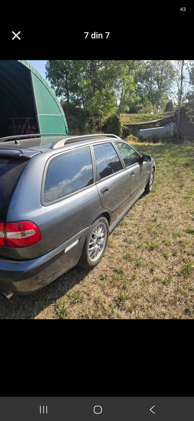 Volvo Automobili: Volvo v40 2.0 t  – Difettoso da Cottens FR venduto da cca_5myr 3