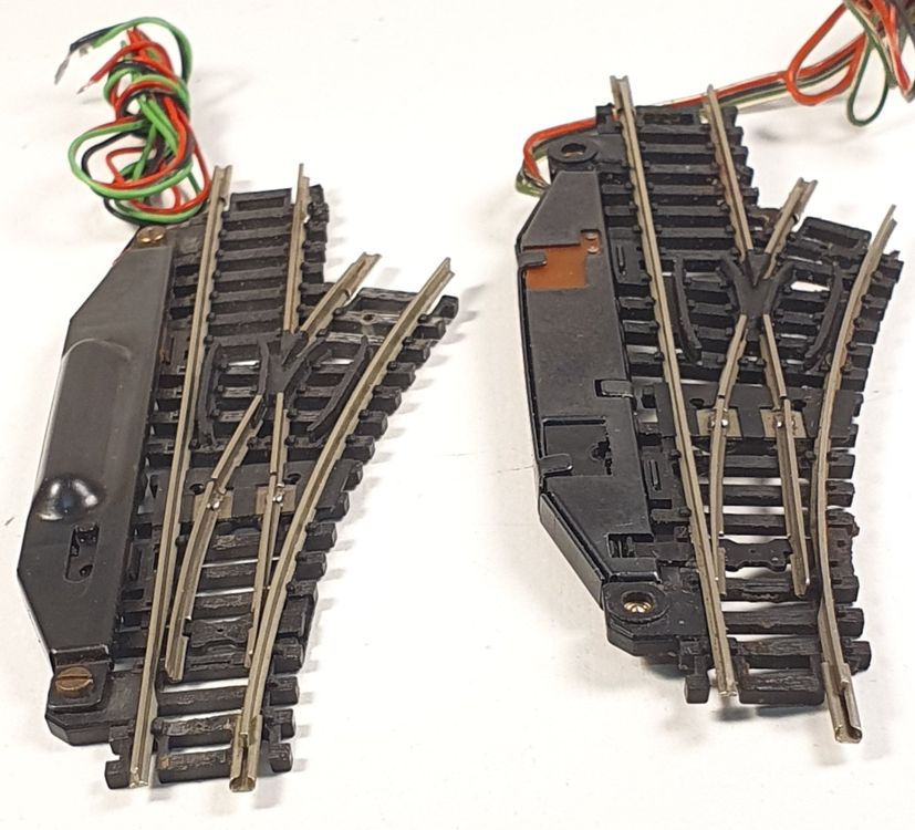 2 Stk Roco Spur N Weichen rechts mit Elektroantrieb (Gebraucht) in ...