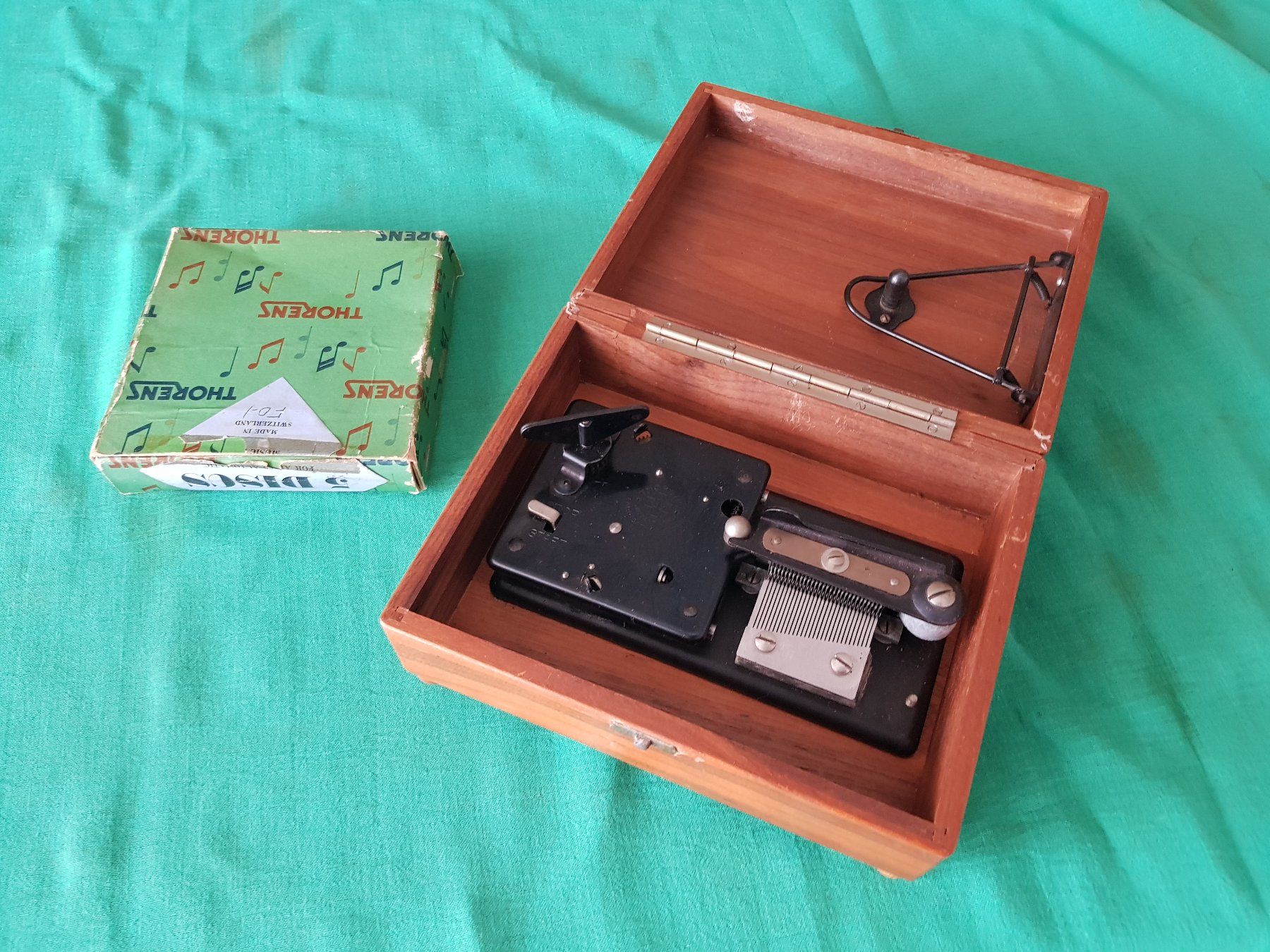 Thorens Carillon: Thorens boîte a musique – Usato da Genève venduto da odu50 2